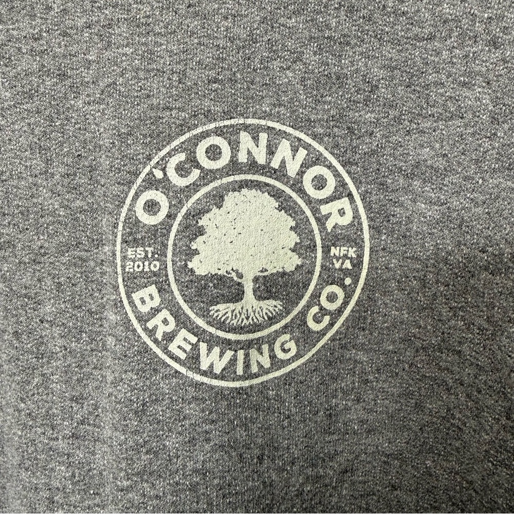 O’Connor Brewing Co. Norfolk Virginia Graphic Crewneck Sweater size Small - Picture 4 of 5